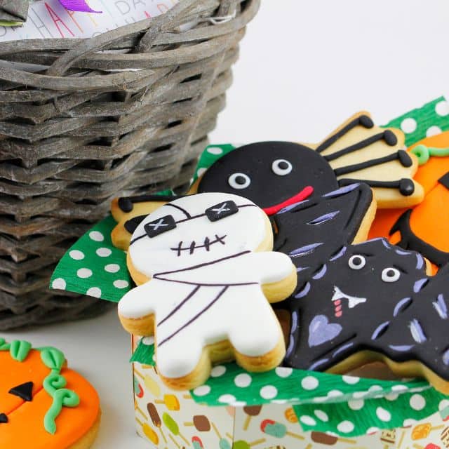 Spooky Sweets & Treats Basket